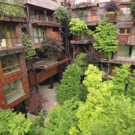 Apartment 25 Verde Treehouse Turin